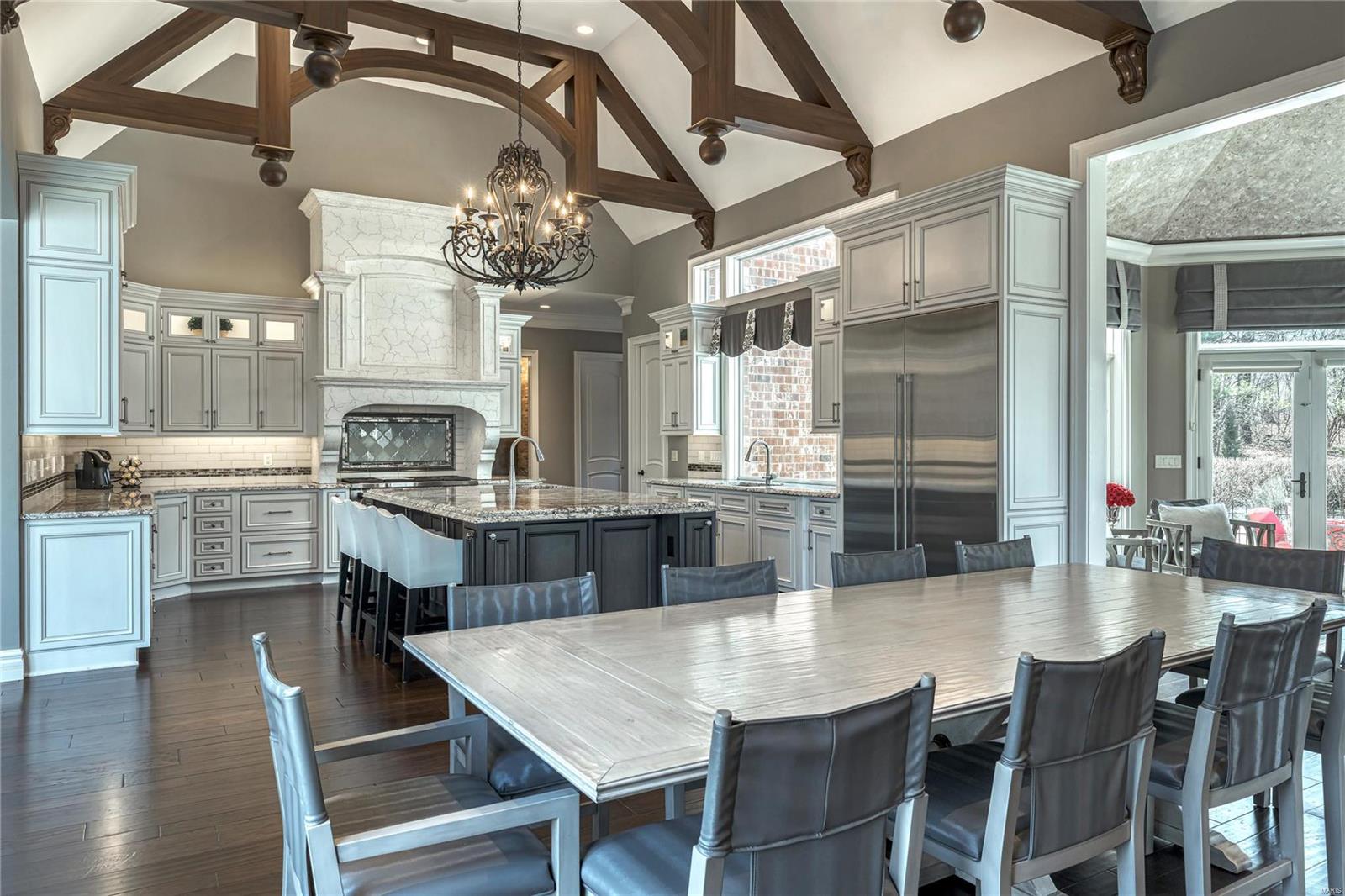 Whitmoor Upper Rdwy & Esmt - Residential