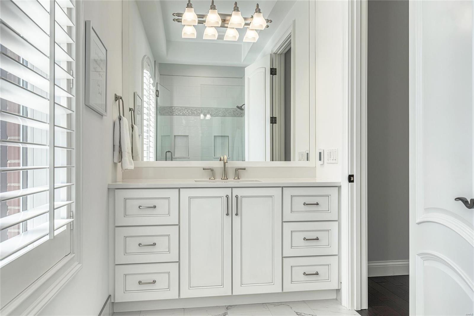 Whitmoor Upper Rdwy & Esmt - Residential