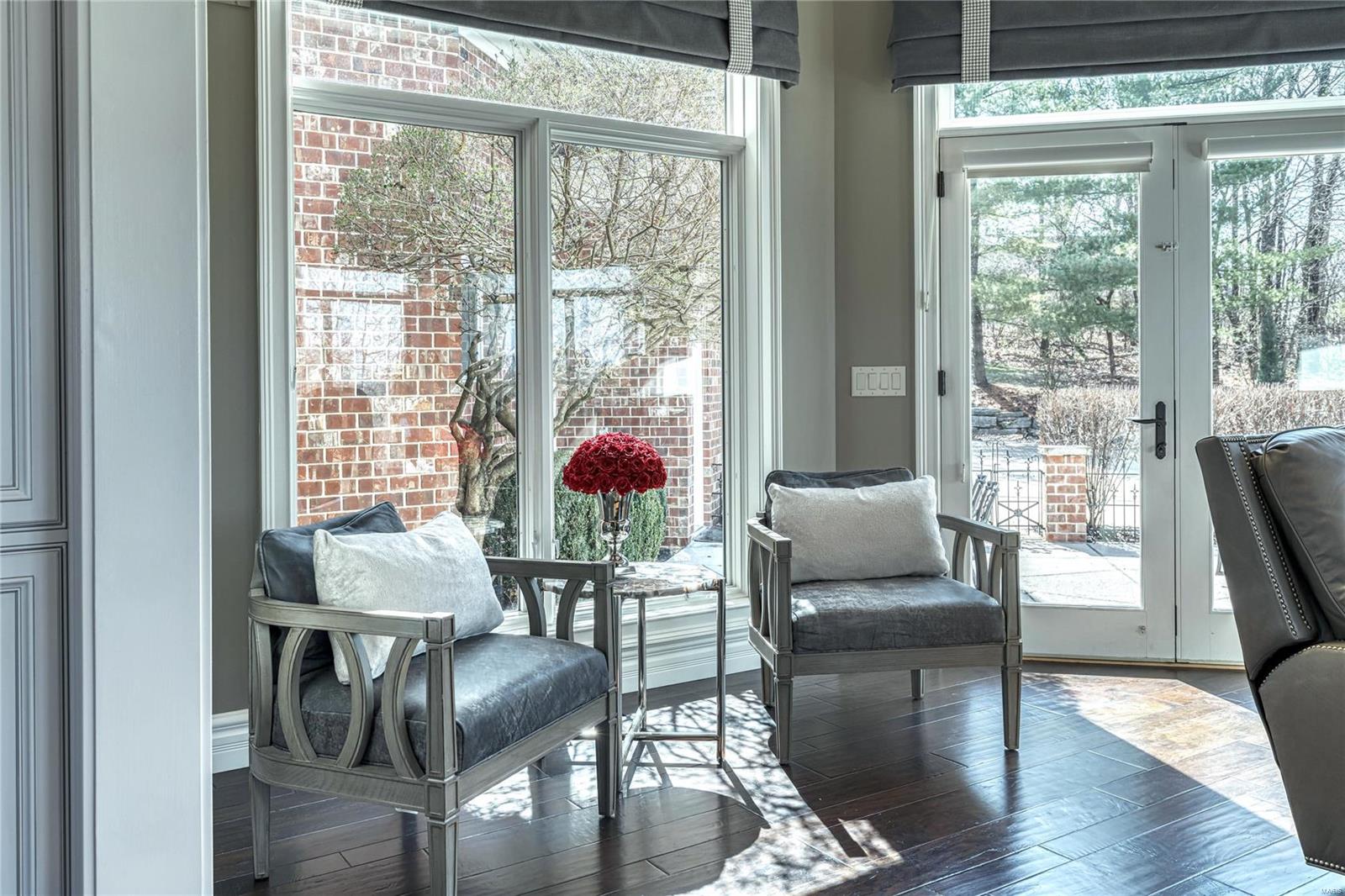 Whitmoor Upper Rdwy & Esmt - Residential