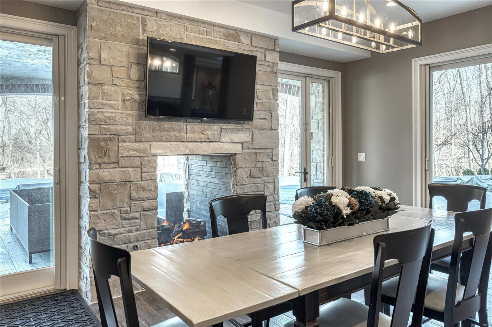 Whitmoor Upper Rdwy & Esmt - Residential