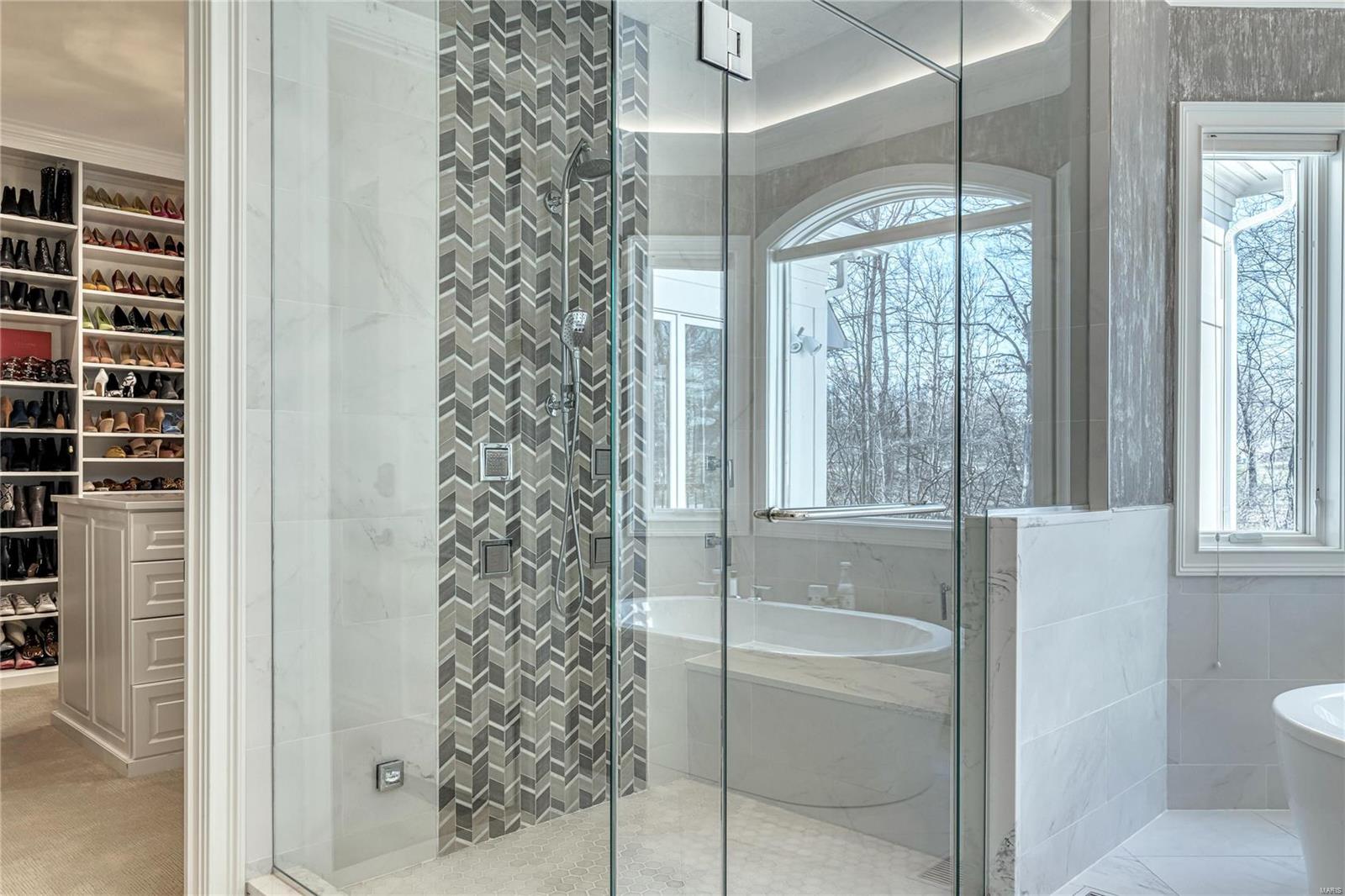 Whitmoor Upper Rdwy & Esmt - Residential