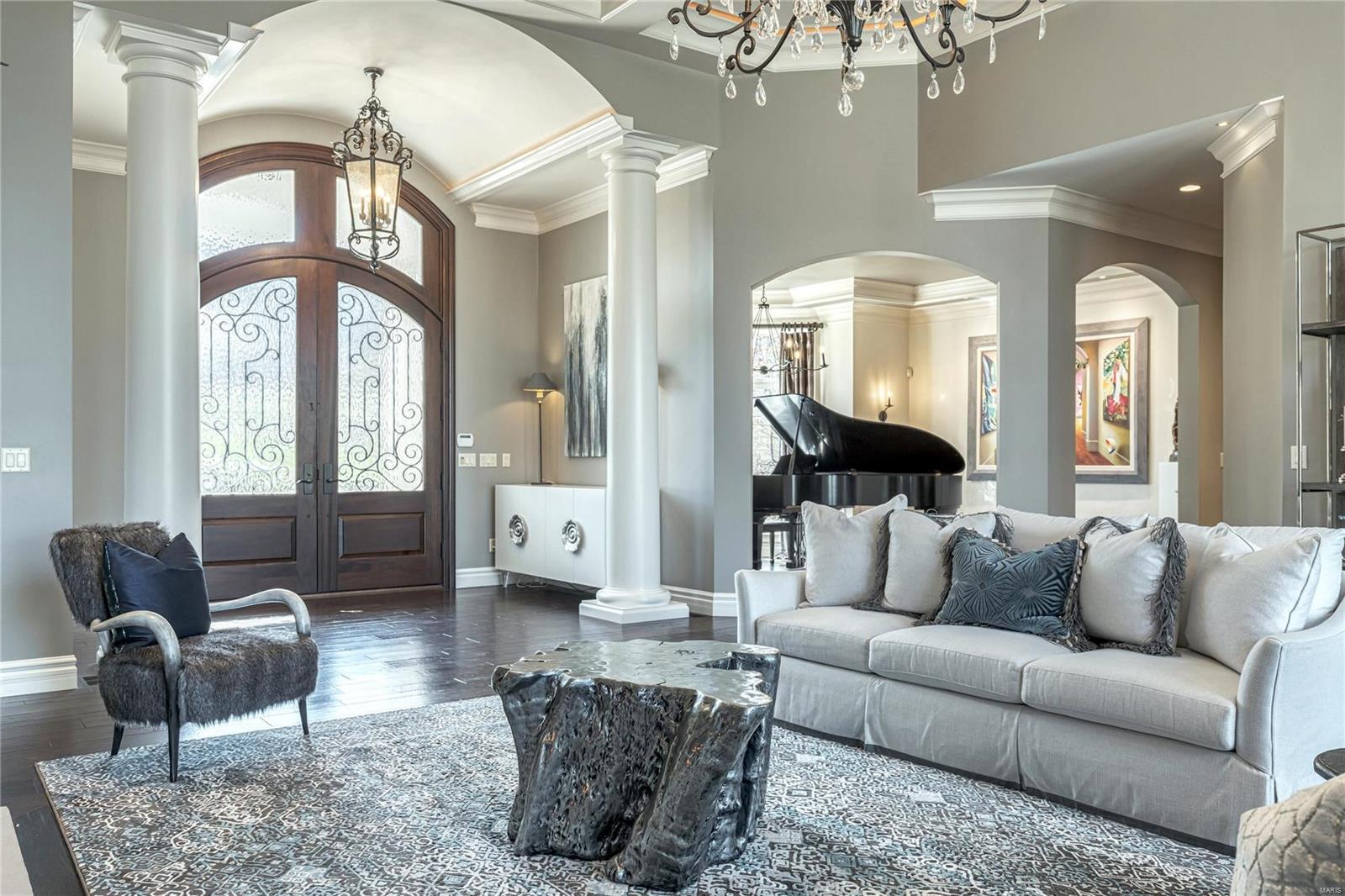 Whitmoor Upper Rdwy & Esmt - Residential