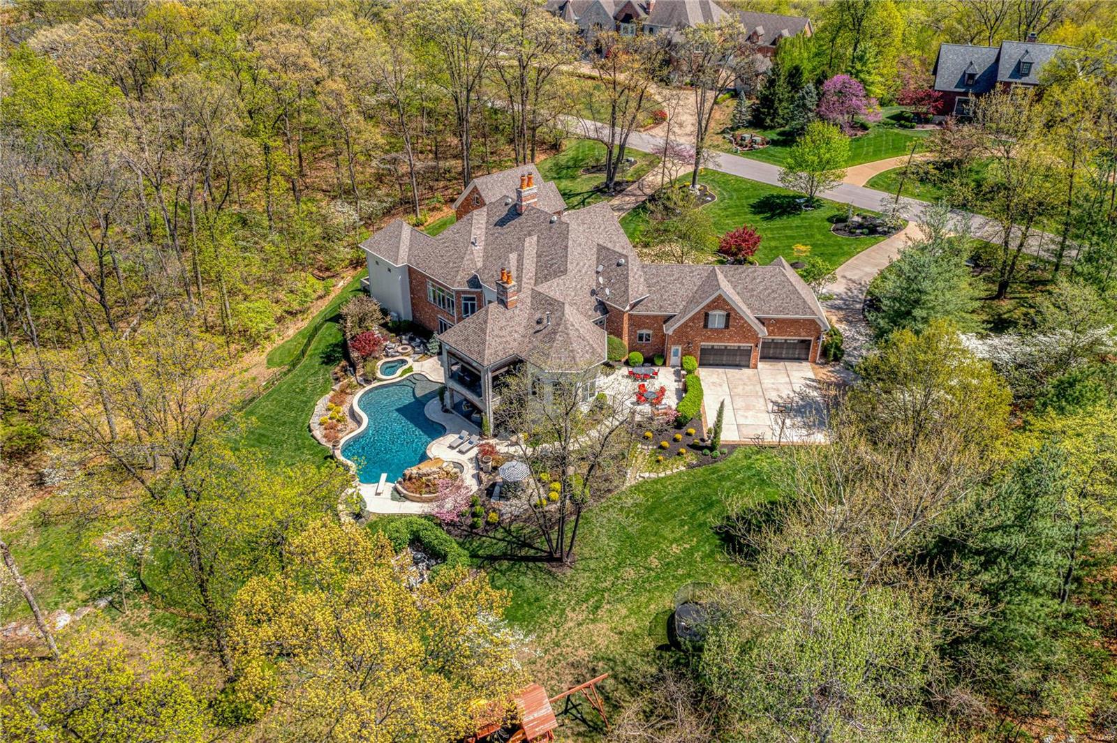 Whitmoor Upper Rdwy & Esmt - Residential