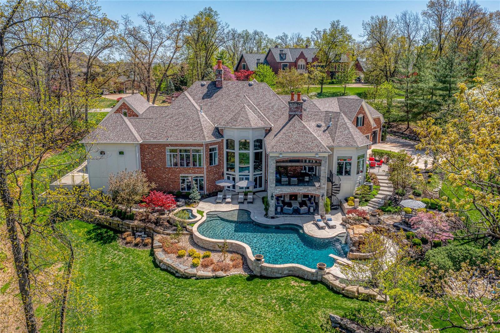 Whitmoor Upper Rdwy & Esmt - Residential