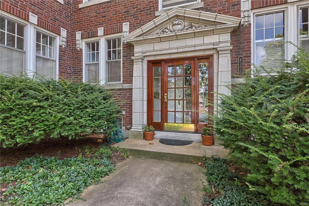 6300 Northwood Condo - Residential