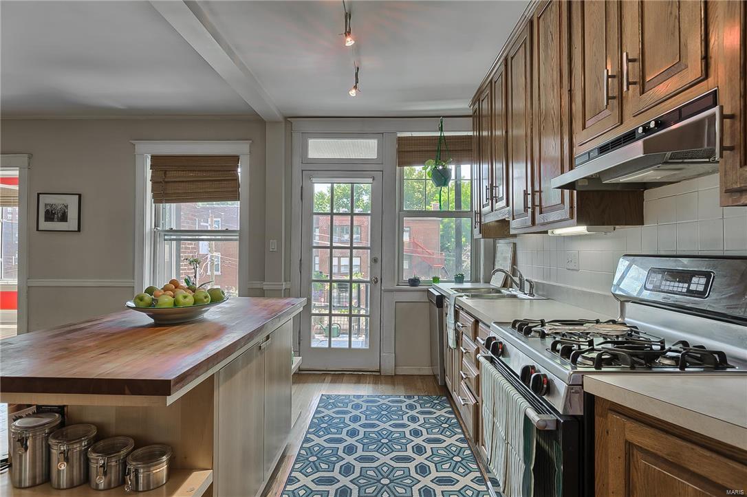 6300 Northwood Condo - Residential