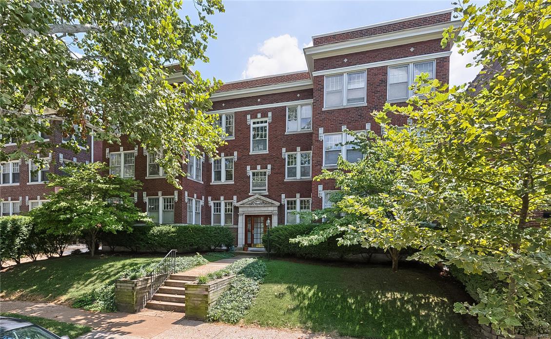 6300 Northwood Condo - Residential