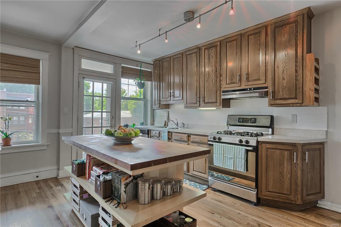 6300 Northwood Condo - Residential