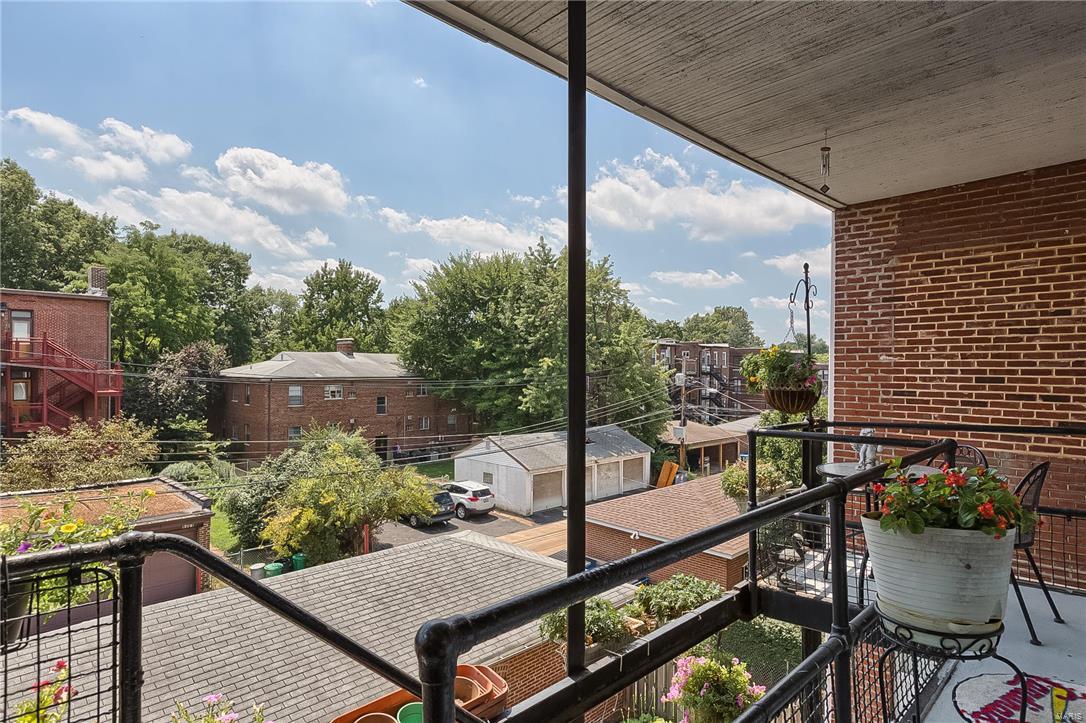 6300 Northwood Condo - Residential