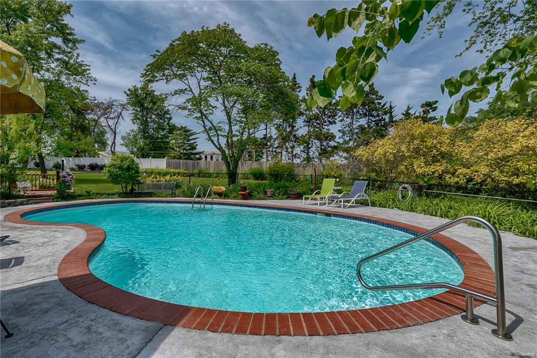 Hackamore - Residential