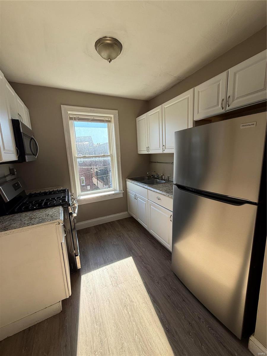 St Louis, Missouri 63116, United States, 2 Bedrooms Bedrooms, ,1 BathroomBathrooms,Residential,Pending,30952