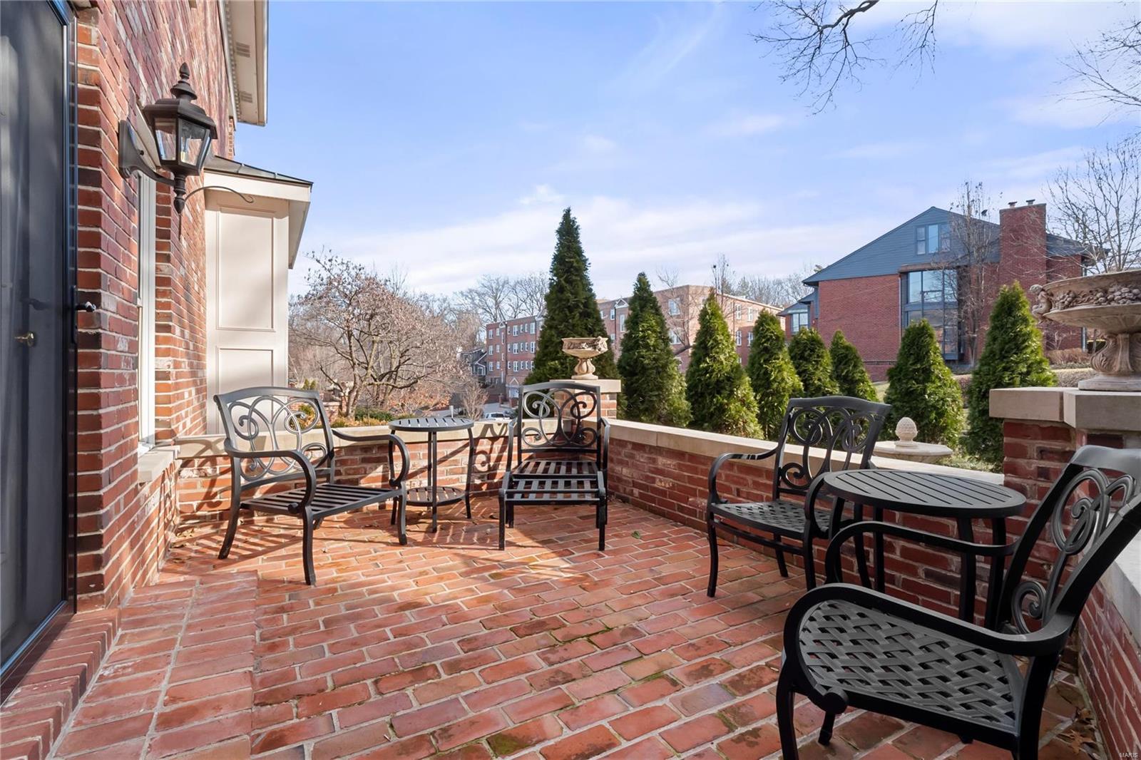 North Bemiston Place Condo Ph - Residential