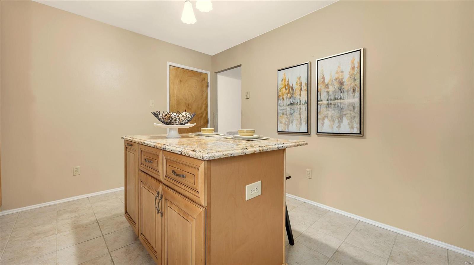 Lake James Manor - Residential