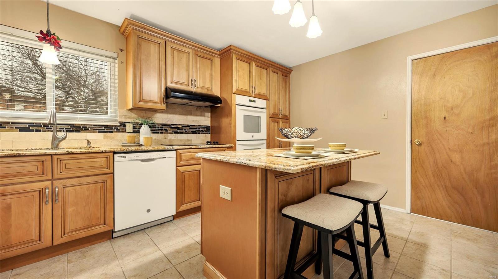 Lake James Manor - Residential