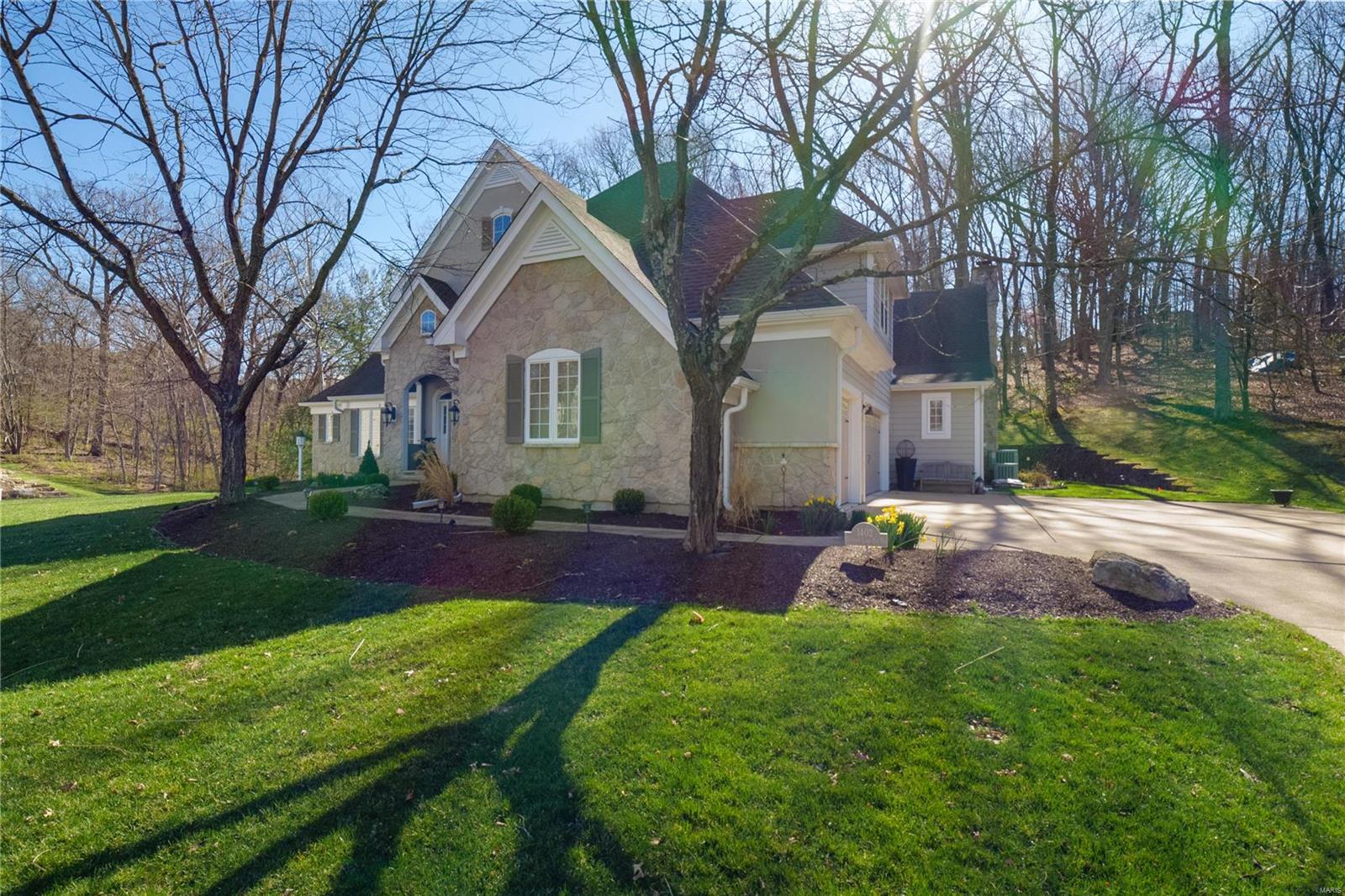 1402 Country Lake Estates Drive