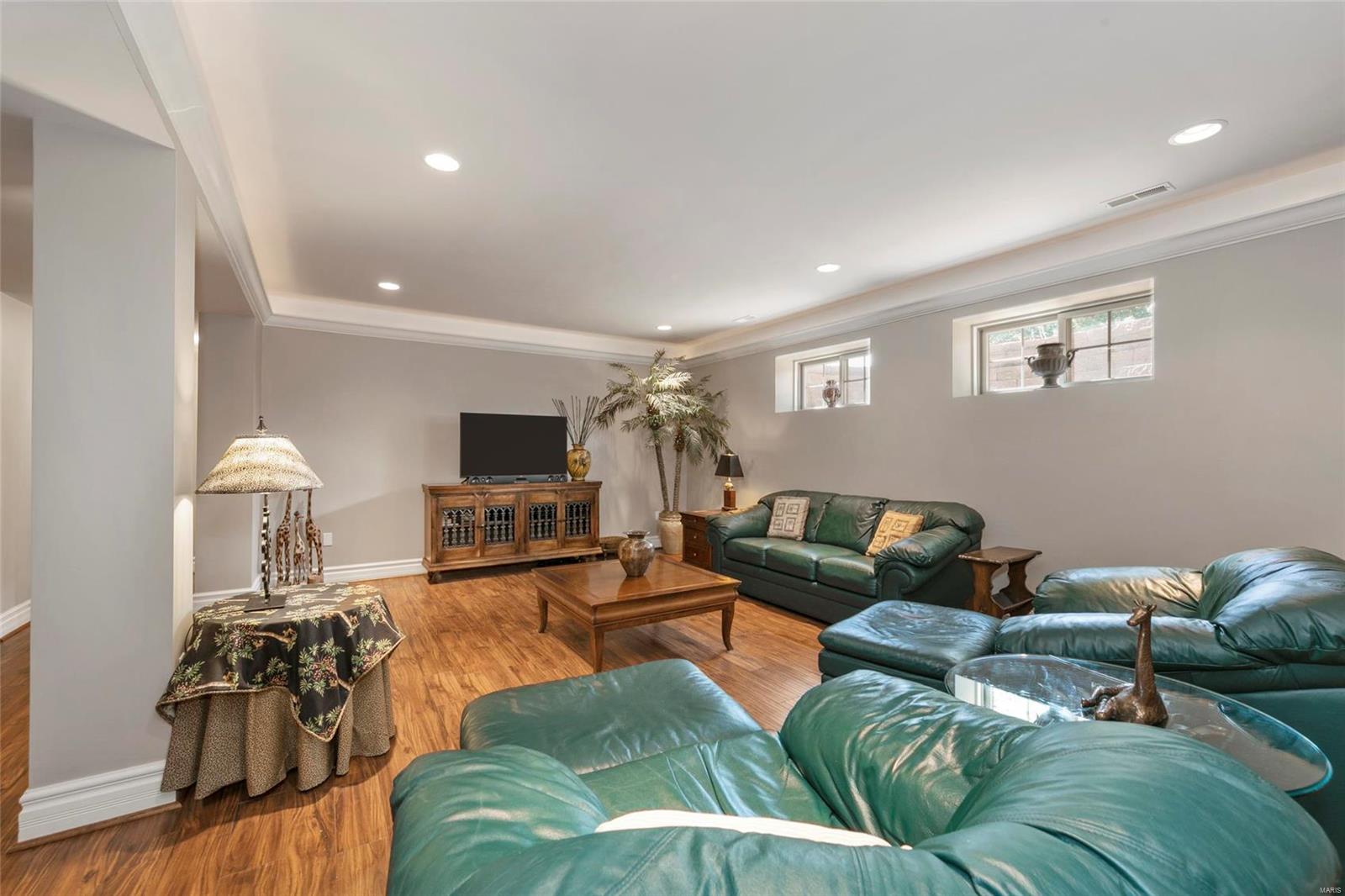 The Villas At Meadowbrook - Residential