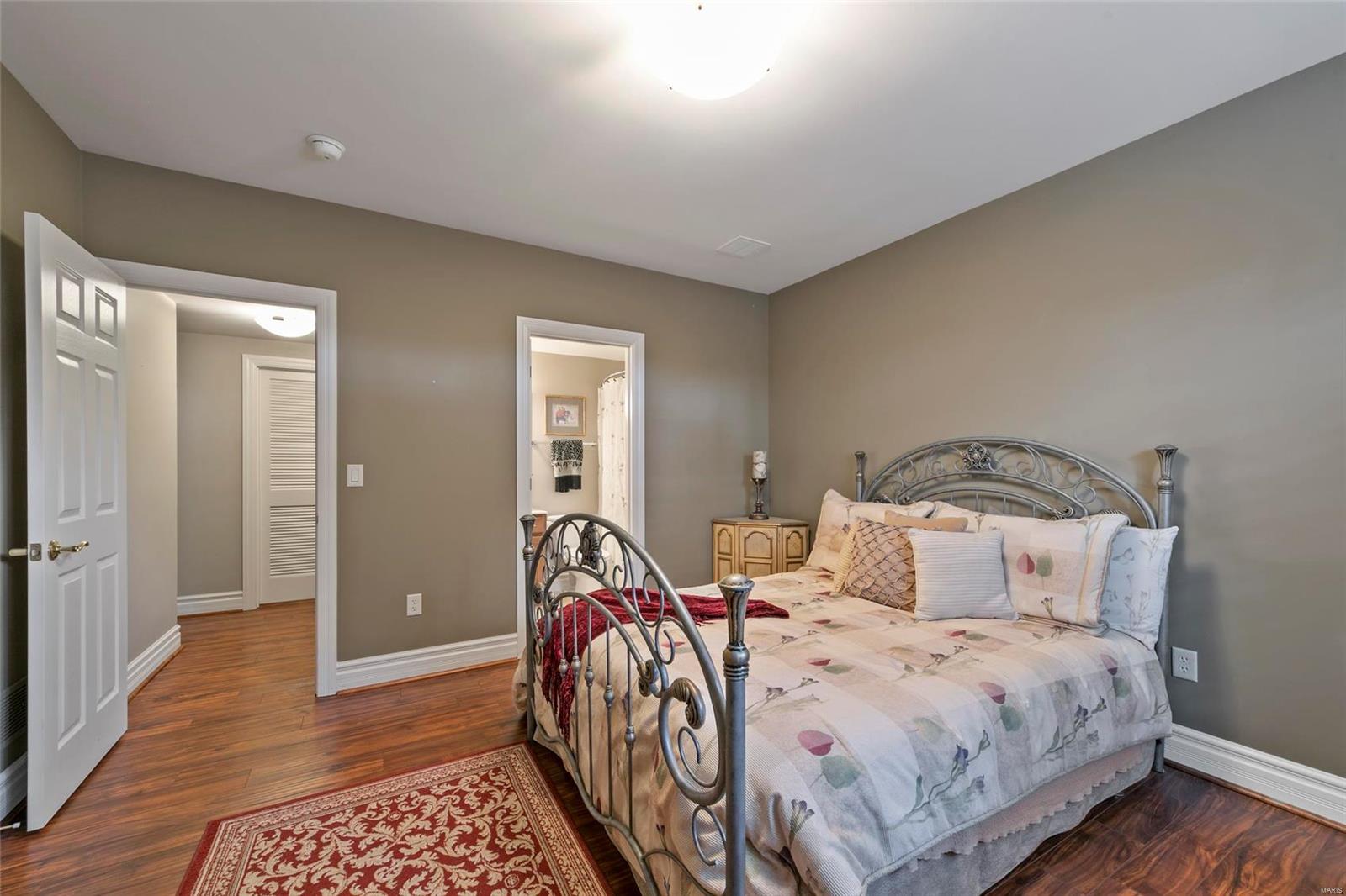 The Villas At Meadowbrook - Residential