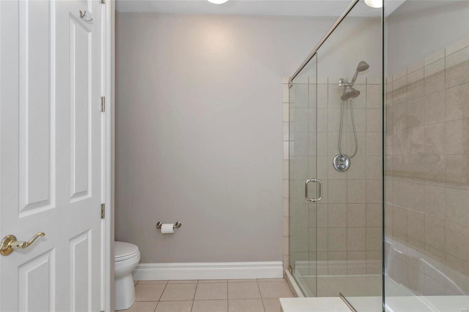 The Villas At Meadowbrook - Residential