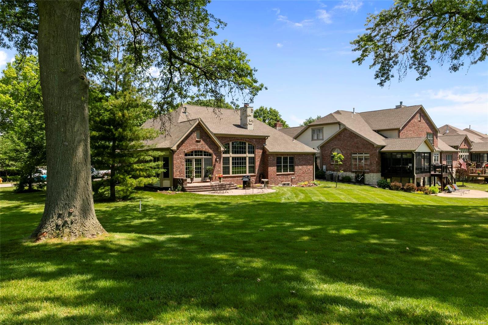 The Villas At Meadowbrook - Residential