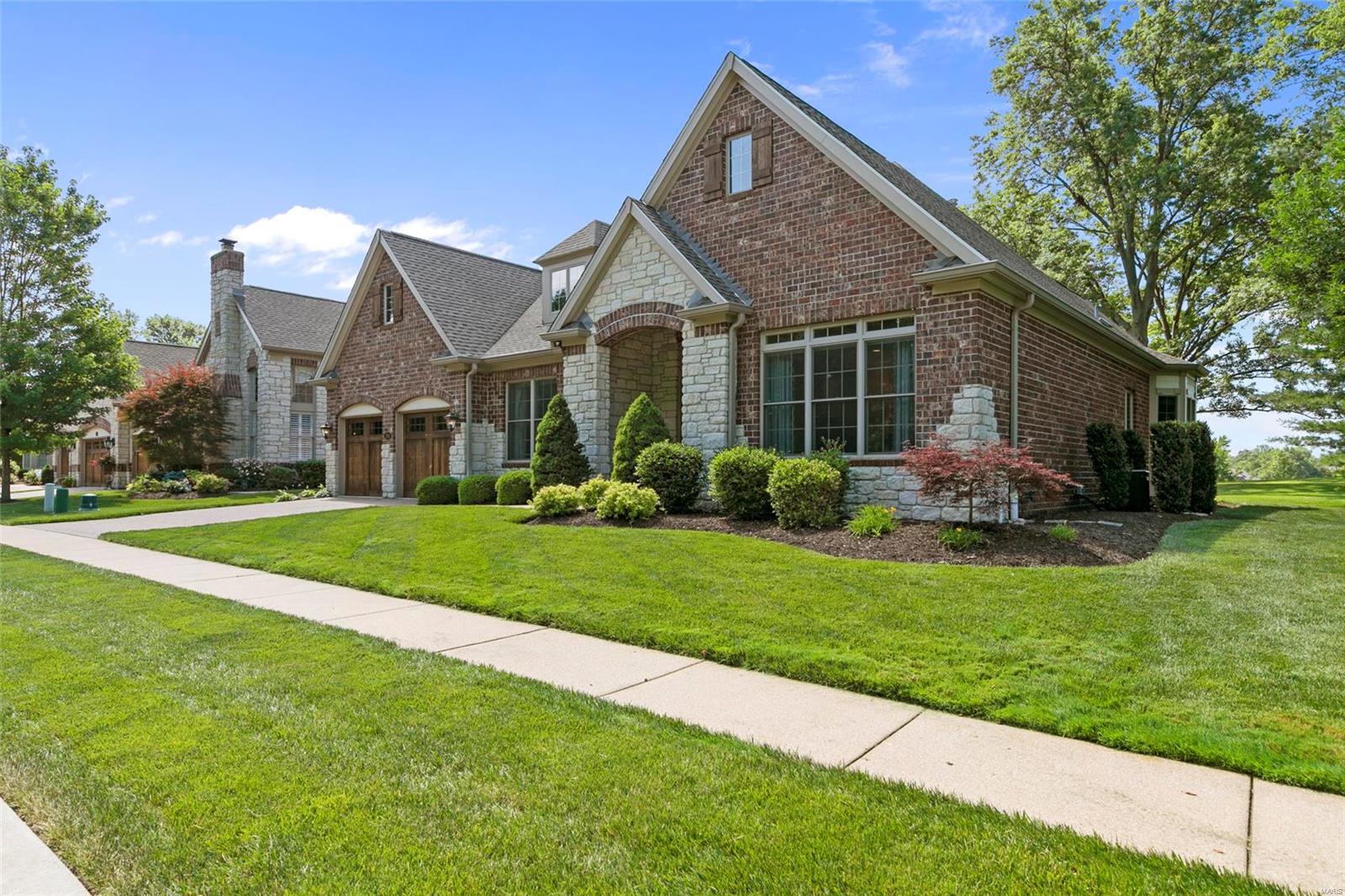 The Villas At Meadowbrook - Residential