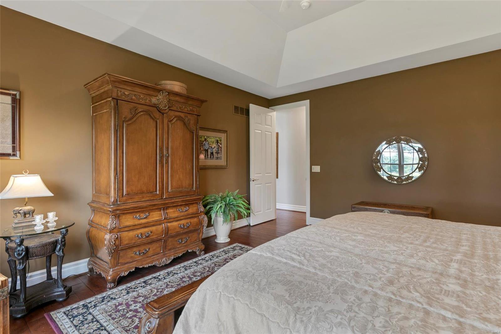 The Villas At Meadowbrook - Residential