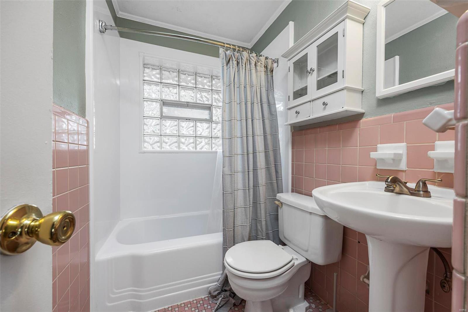 Melvin Place 2 - Residential