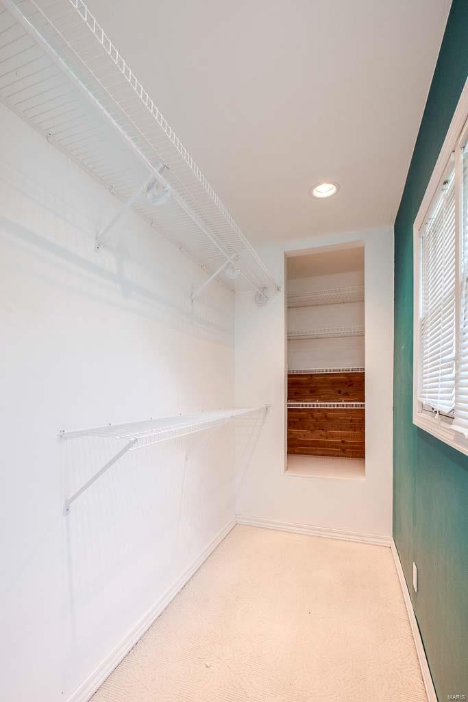 Thunderbird Manor 2 - Residential