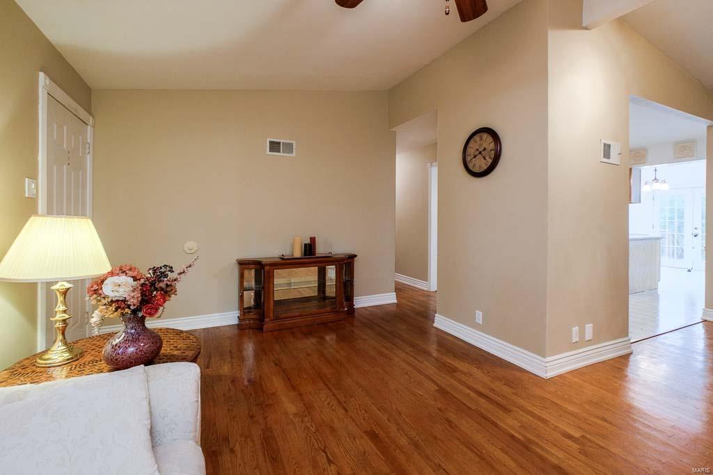 Thunderbird Manor 2 - Residential