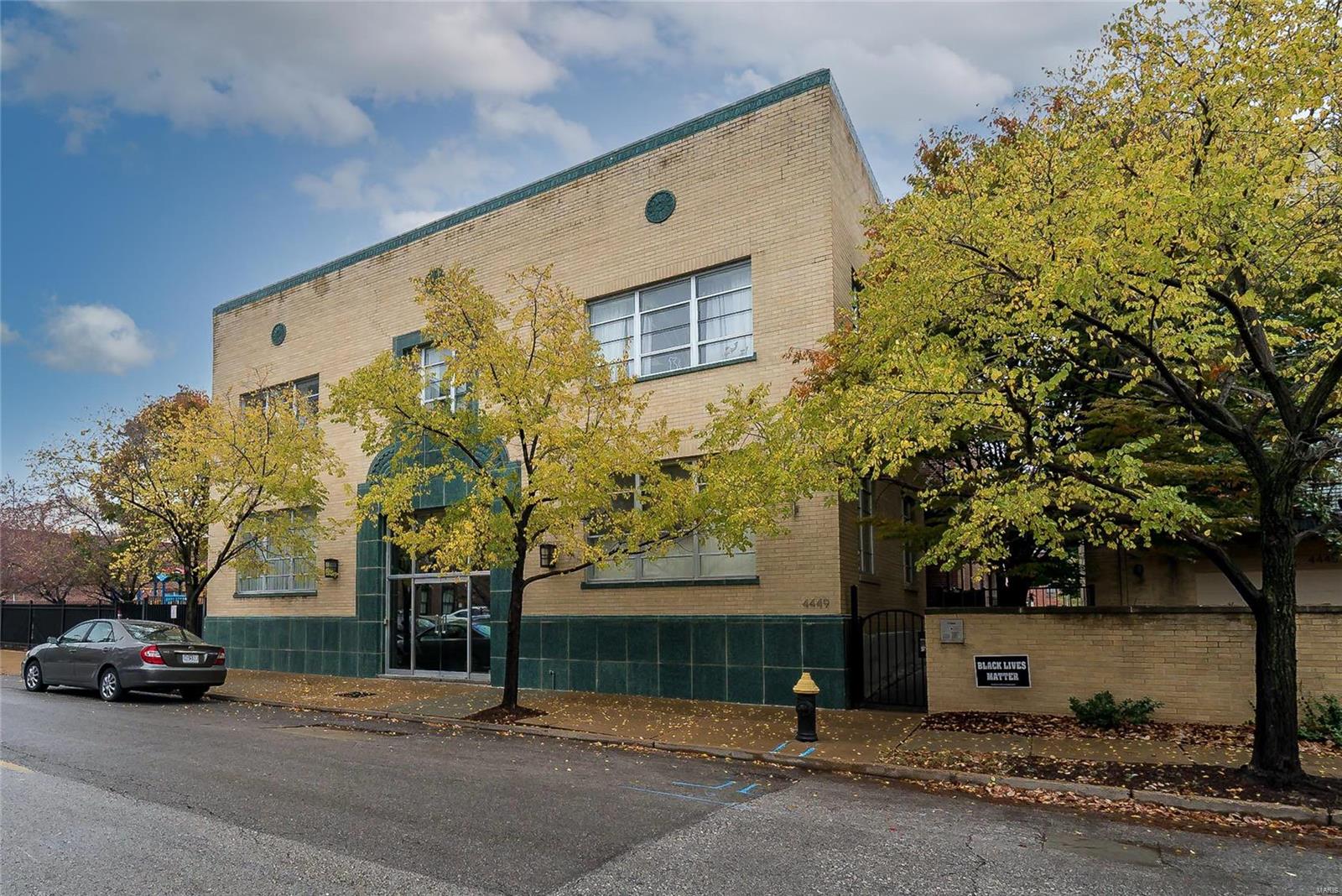 Olive Condo 4449 - Residential