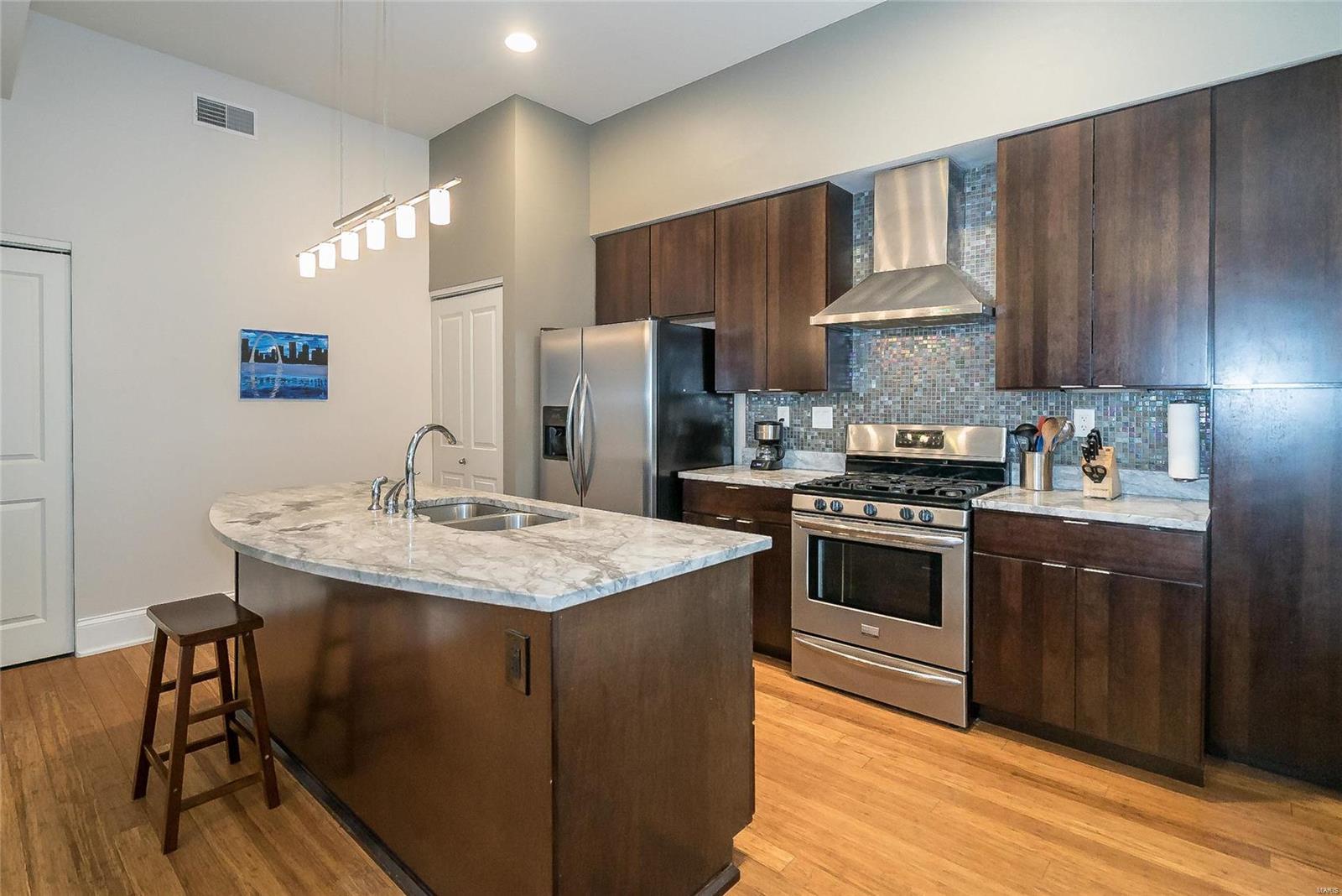 Olive Condo 4449 - Residential