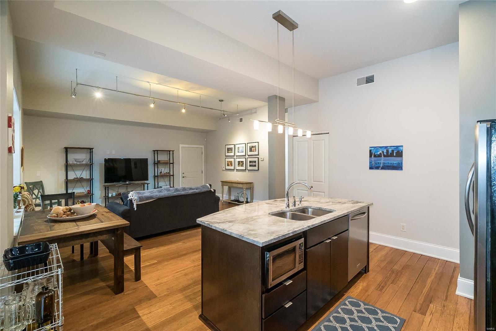 Olive Condo 4449 - Residential