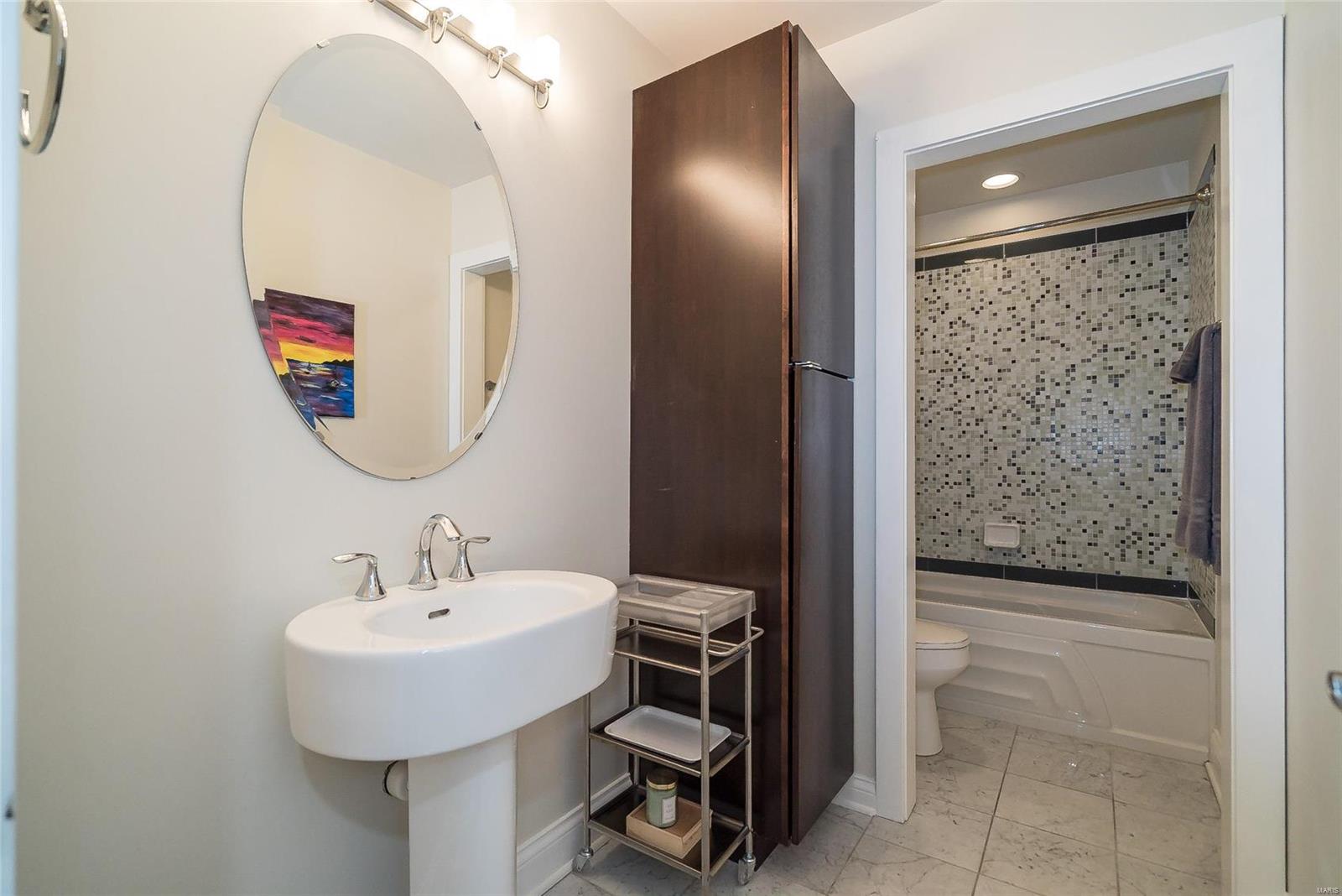 Olive Condo 4449 - Residential