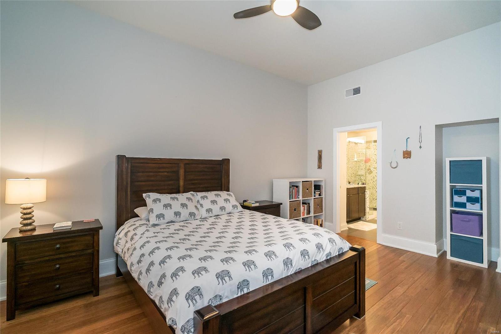 Olive Condo 4449 - Residential