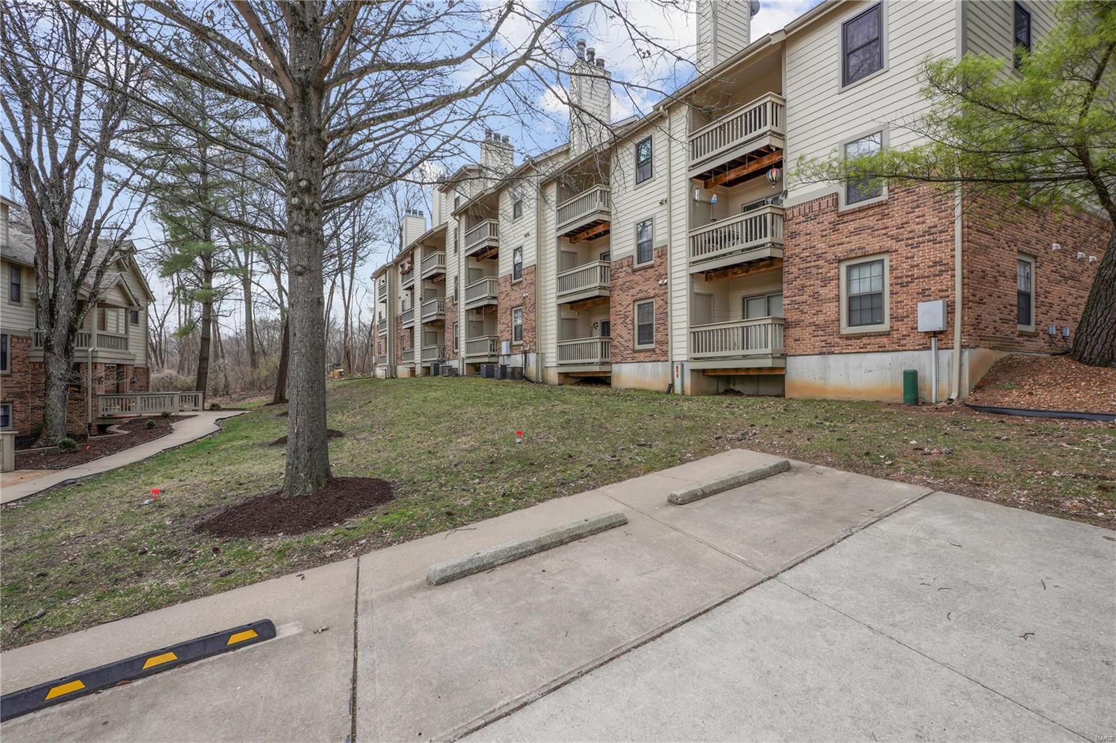 Parkside Condo - Residential