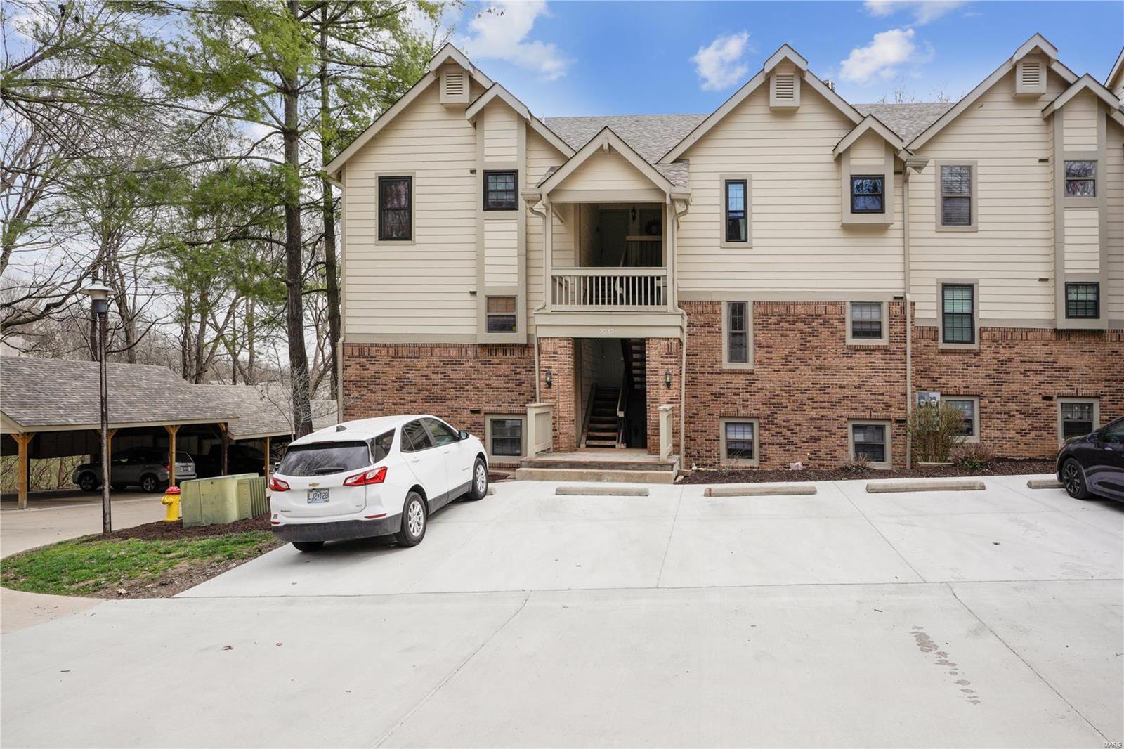 Parkside Condo - Residential