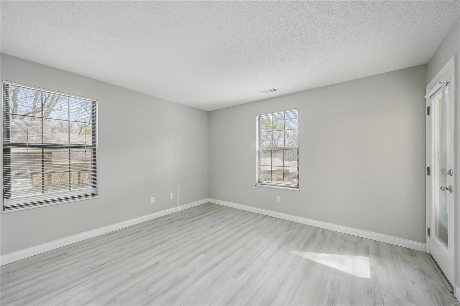 Parkside Condo - Residential