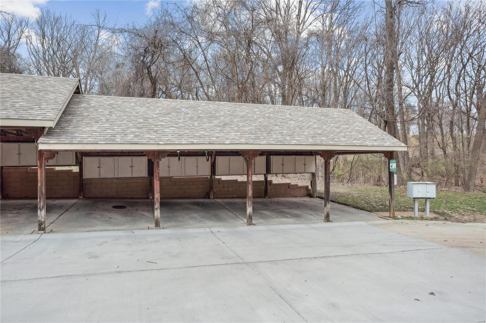 Parkside Condo - Residential