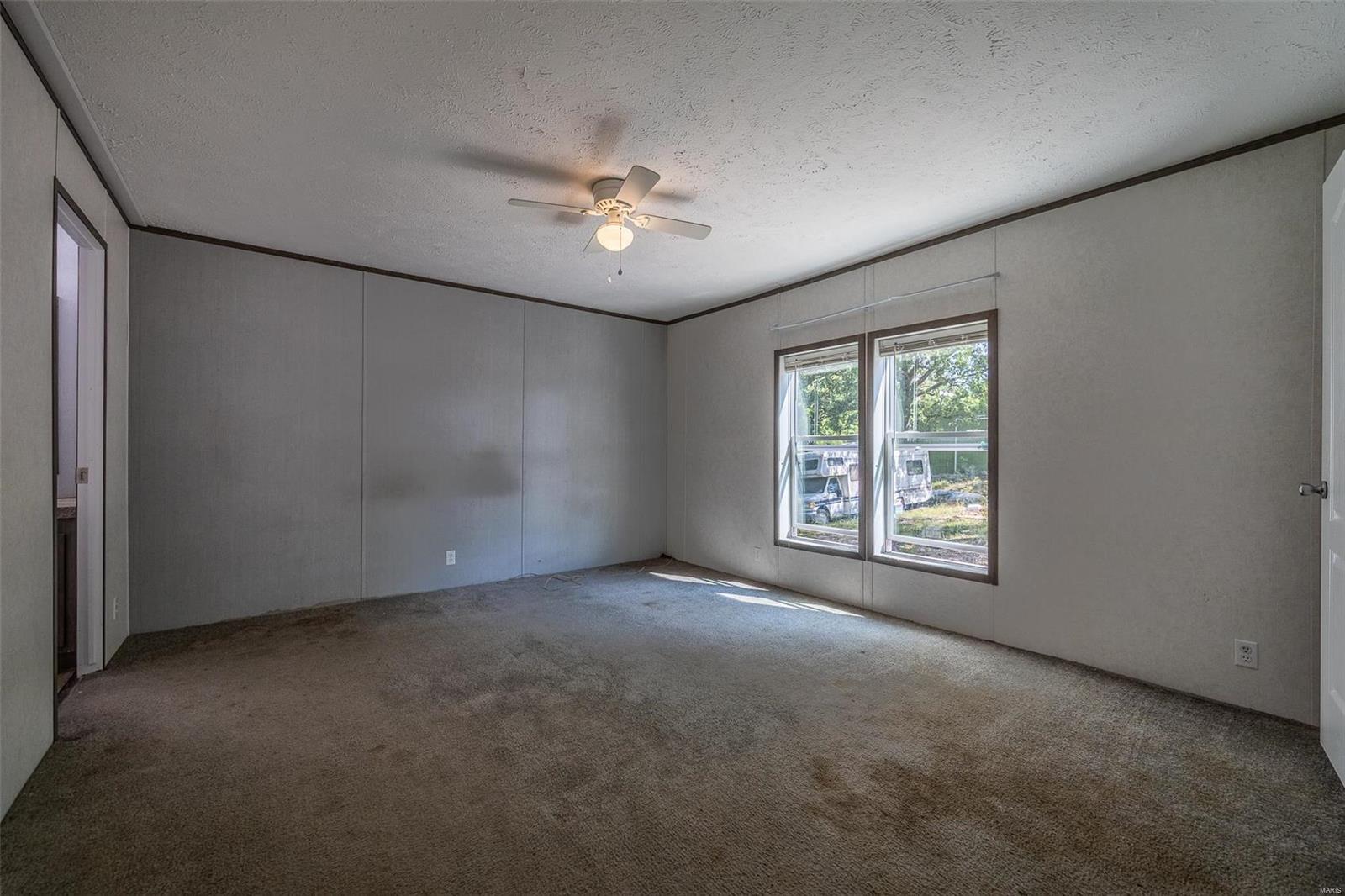 RURAL - Commercial Sale