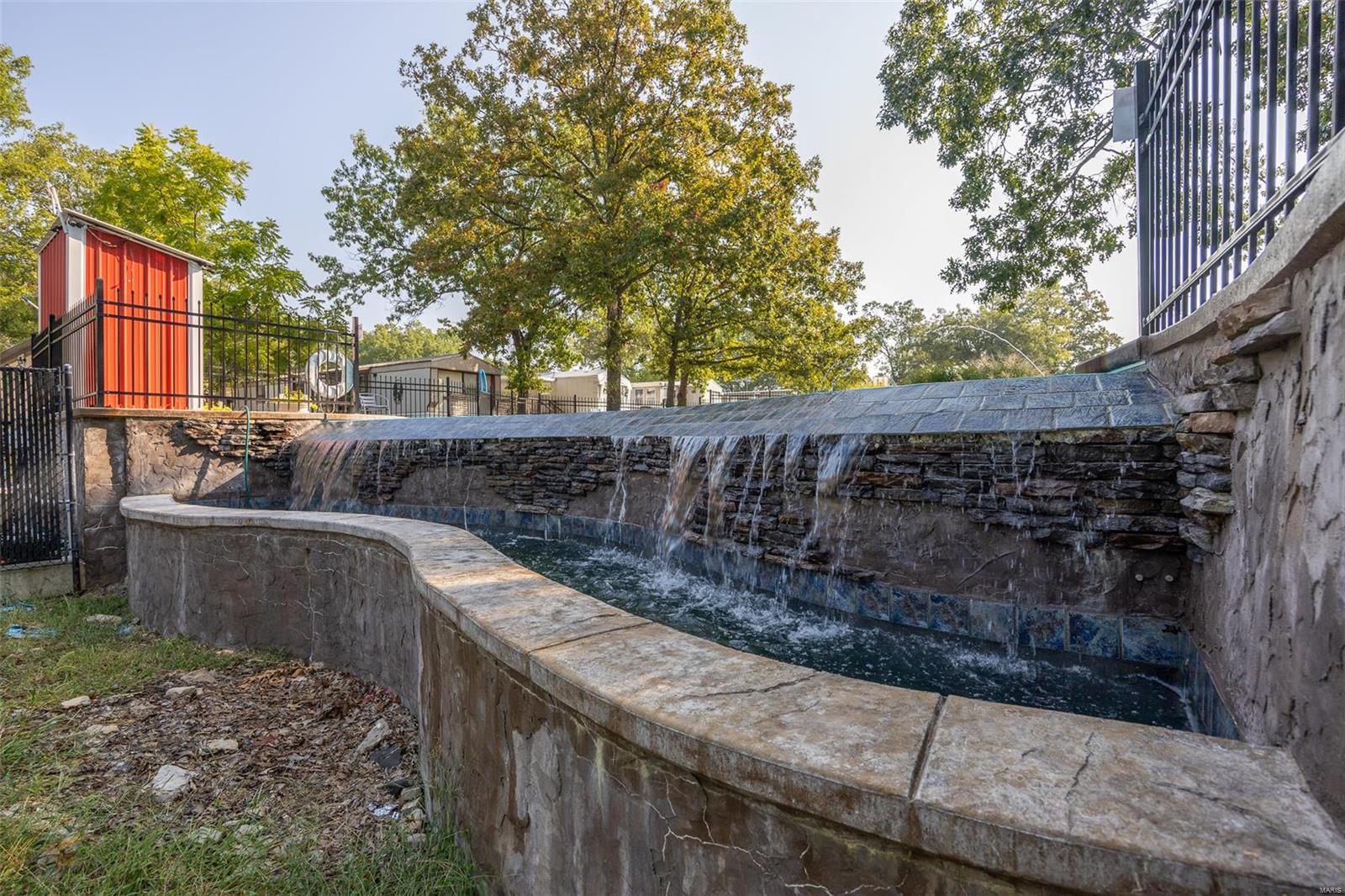 RURAL - Commercial Sale