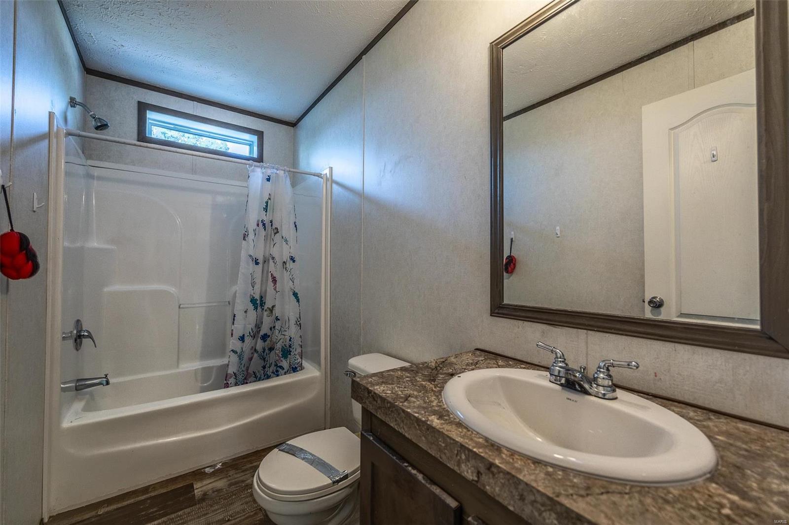 RURAL - Commercial Sale