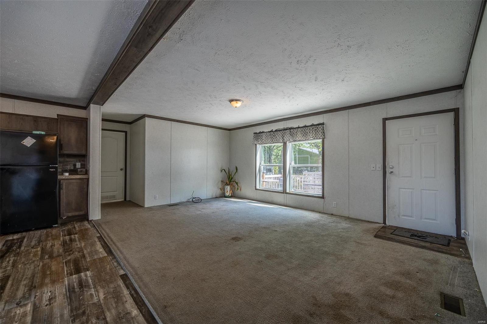 RURAL - Commercial Sale