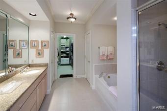 Shaw Place Condo - Residential