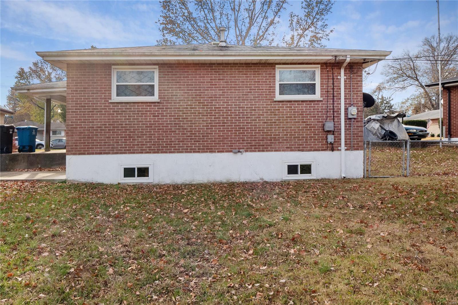 Carolyn Gardens 3 - Residential