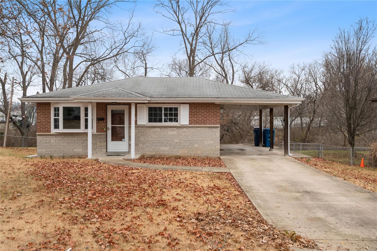 Carolyn Gardens 3 - Residential