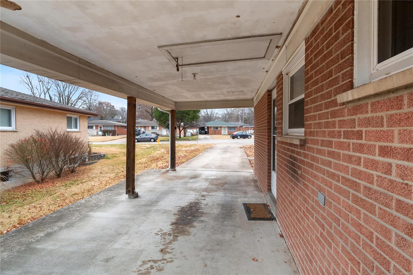 Carolyn Gardens 3 - Residential