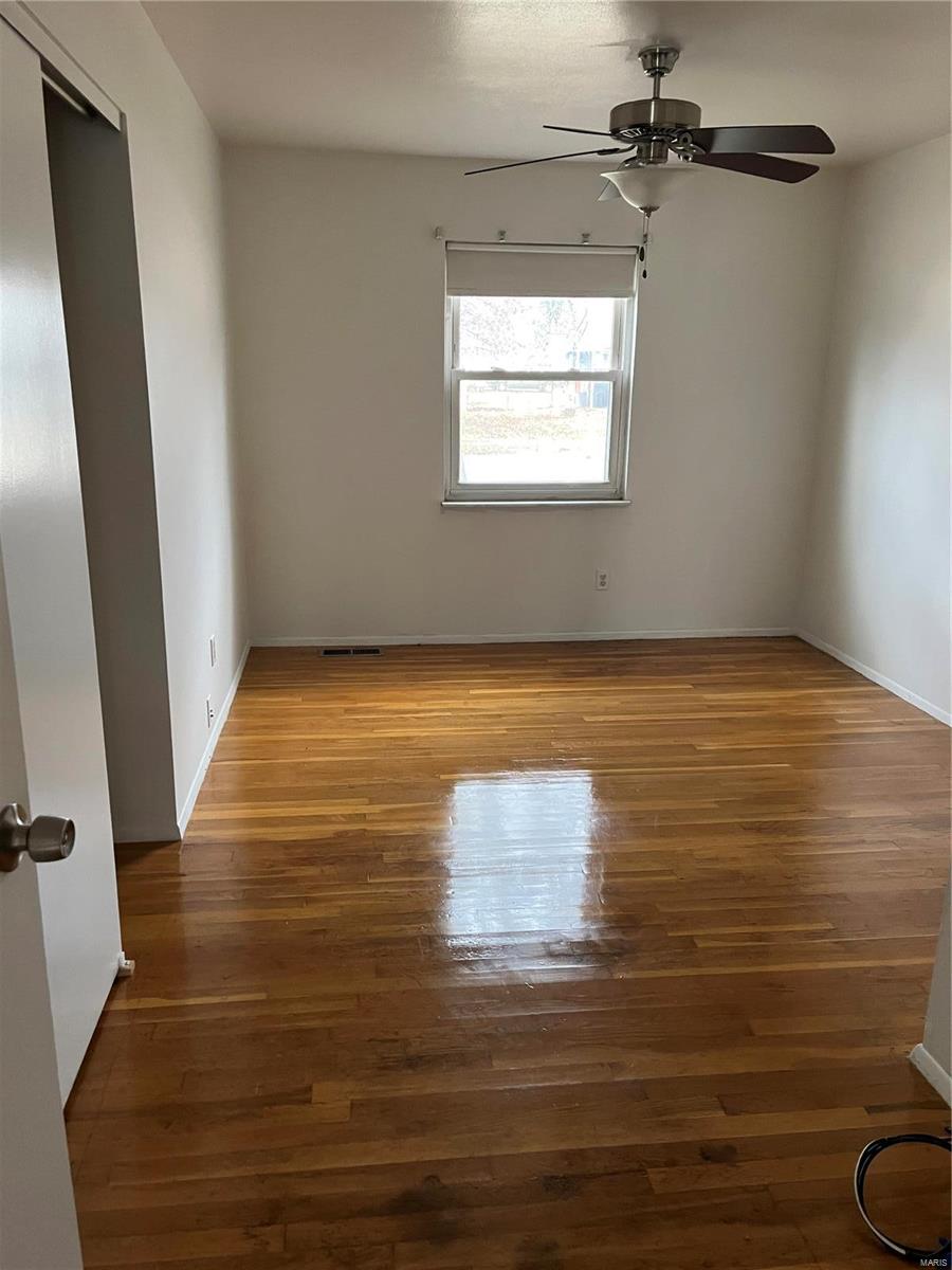 Hazelwood, Missouri 63042, United States, 3 Bedrooms Bedrooms, ,2 BathroomsBathrooms,Residential,Pending,26301