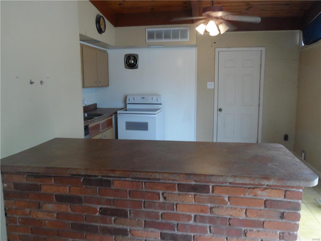 Twin Willows Condo - Residential