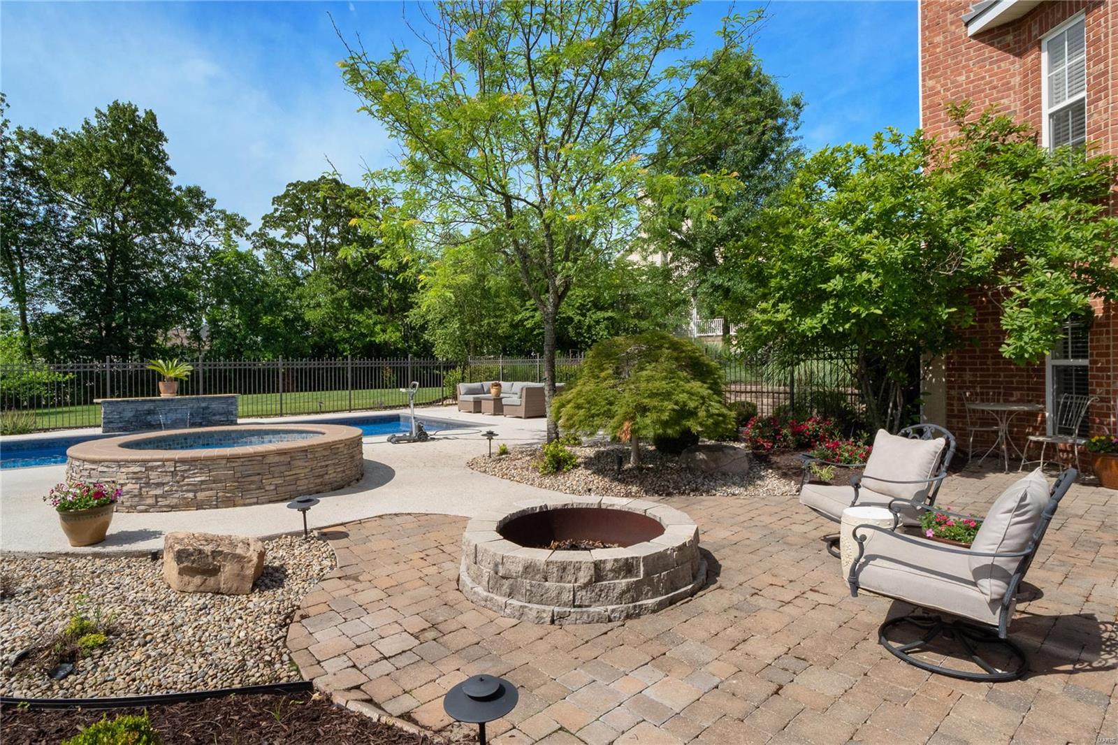 Winghaven/Bayhill Village - Residential