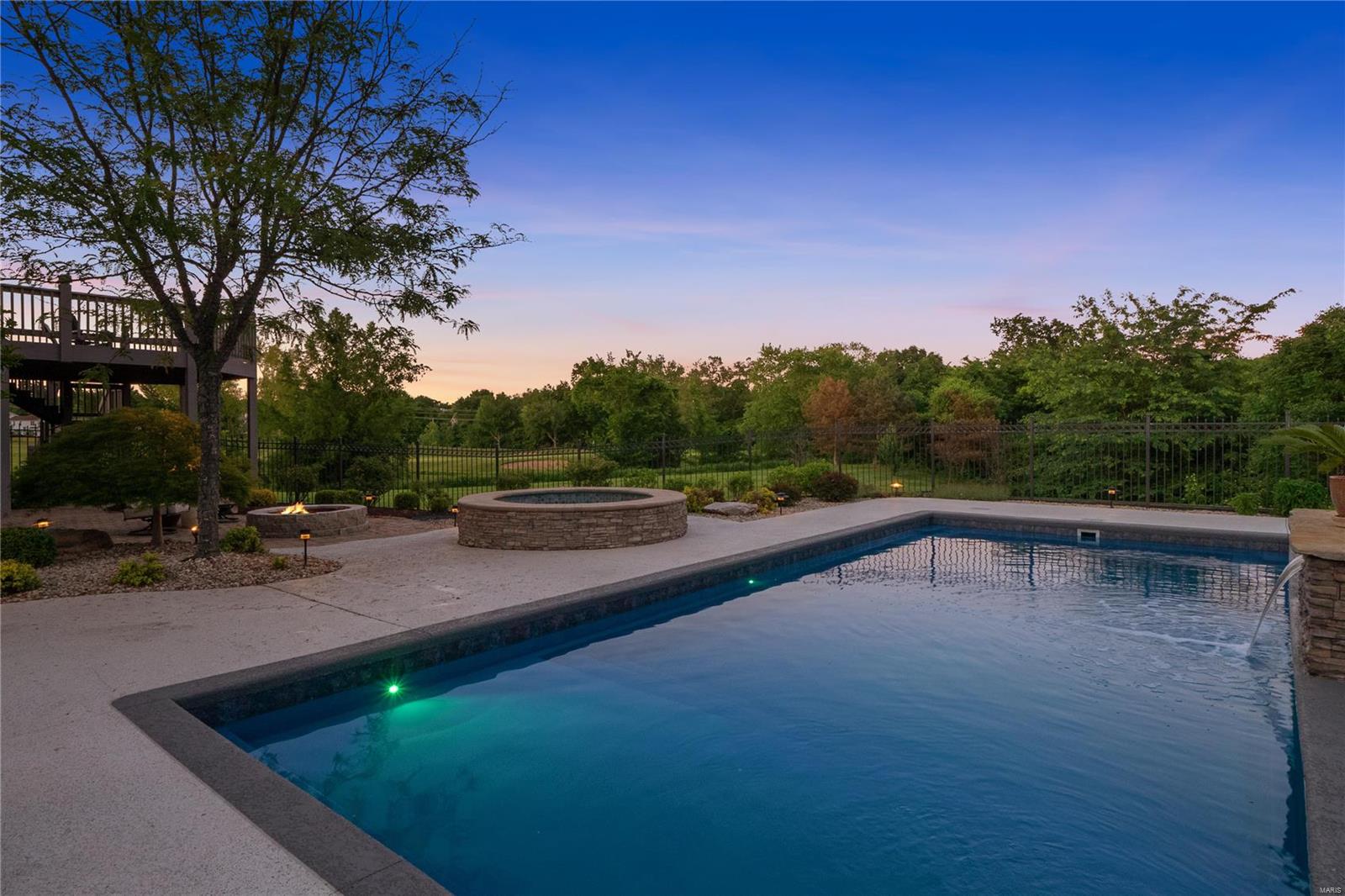 Winghaven/Bayhill Village - Residential