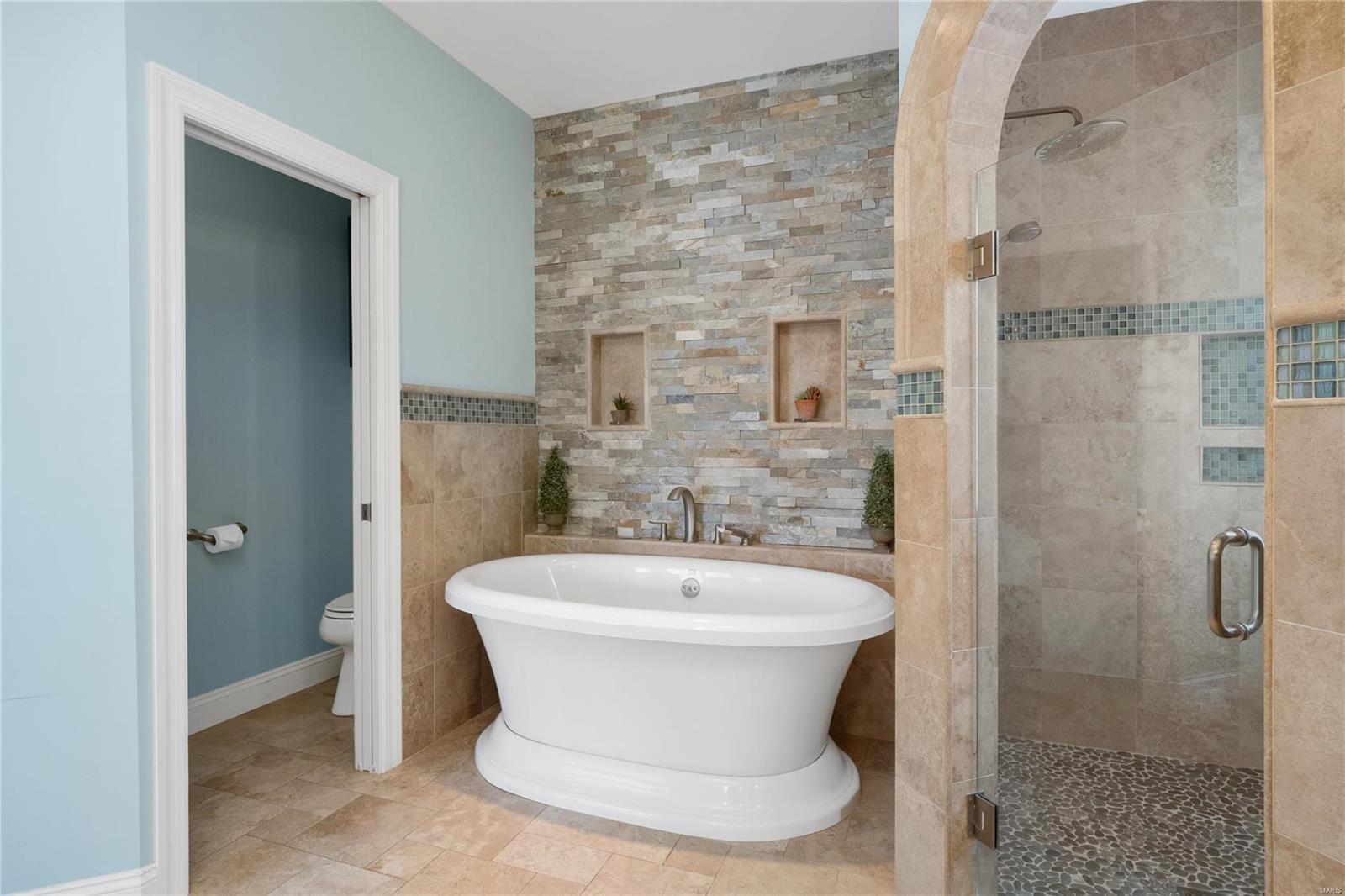 Winghaven/Bayhill Village - Residential